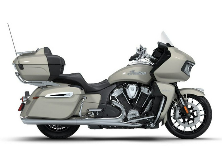 2026 Indian Pursuit Limited 112 W/Powerband Audio Silver Quar