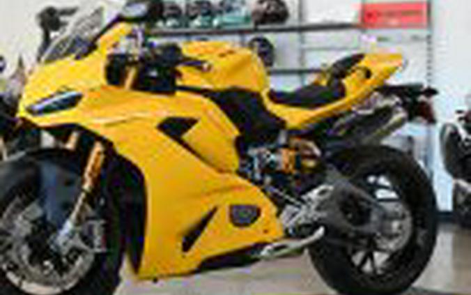 2026 Ducati Panigale V2 S