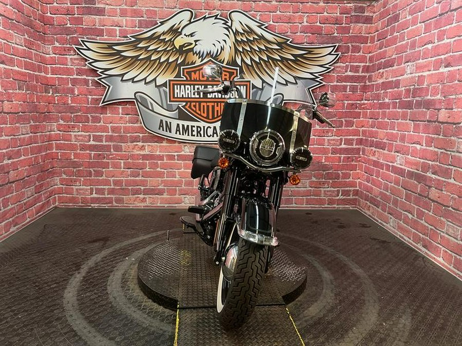 2021 Harley-Davidson® FLHCS - Heritage Classic 114