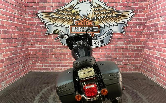 2021 Harley-Davidson® FLHCS - Heritage Classic 114