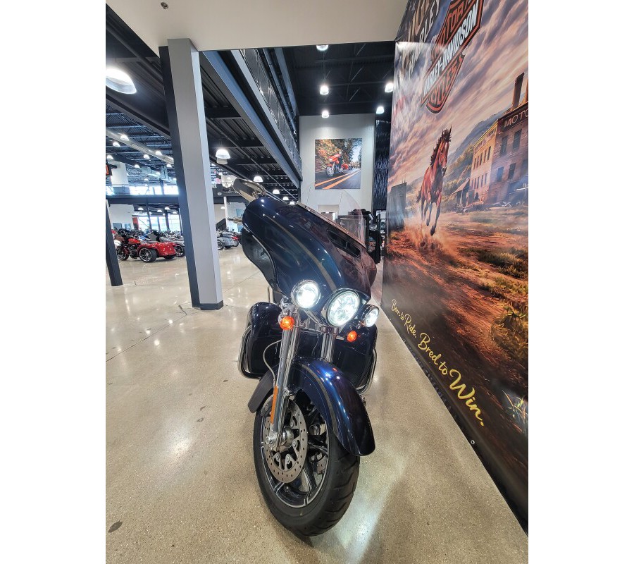 2018 Harley-Davidson 115th Anniversary CVO Limited Odyssey Blue FLHTKSE ANV