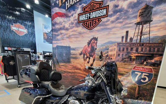 2018 Harley-Davidson 115th Anniversary CVO Limited Odyssey Blue FLHTKSE ANV
