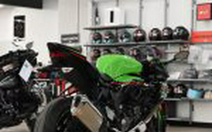 2022 Kawasaki Ninja ZX-6R ABS KRT