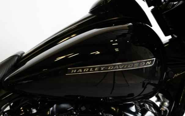 2019 Harley-Davidson® FLHXS - Street Glide® Special