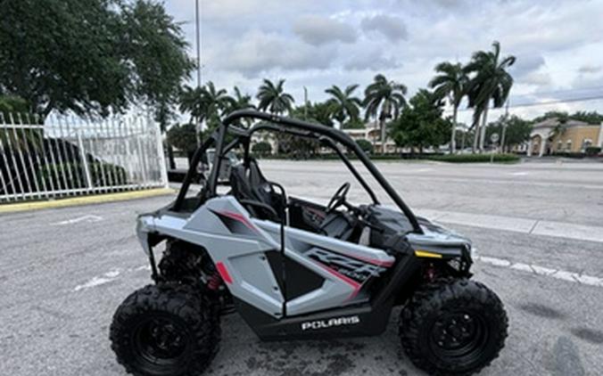 2024 Polaris RZR 200 EFI