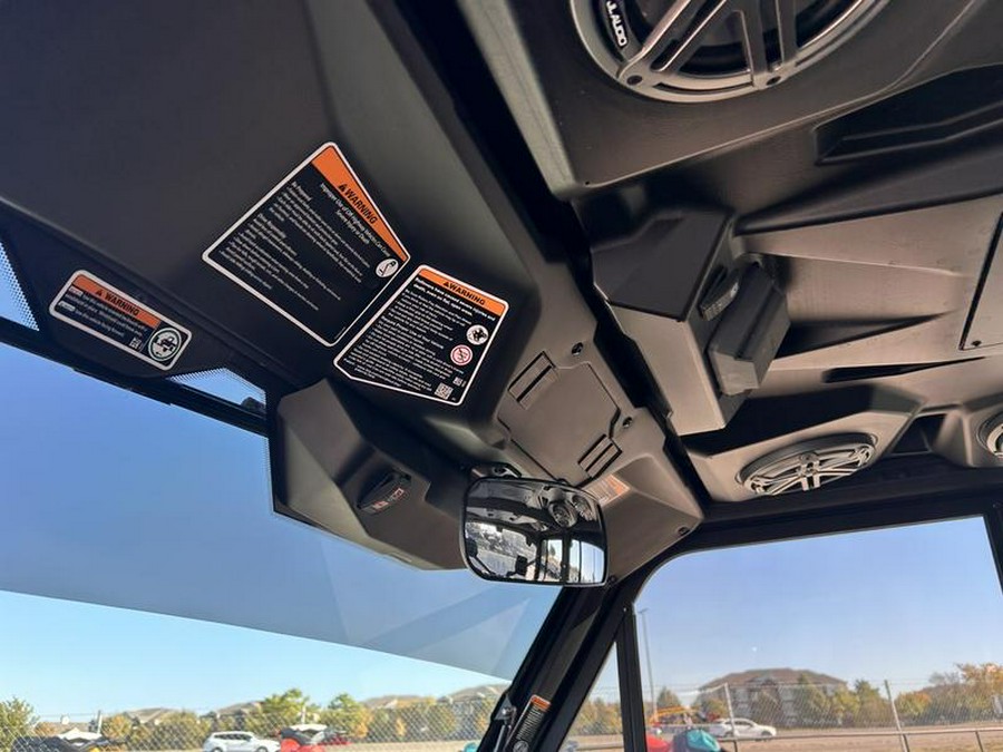 2023 Can-Am® Defender MAX Lone Star Cab HD10