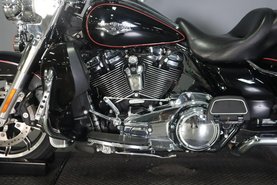 2018 Harley-Davidson Road King (FLHR)