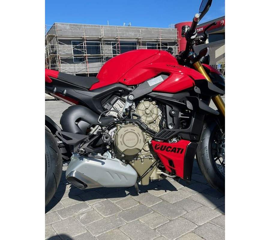 2024 Ducati Streetfighter V4 S Red