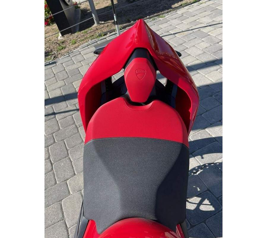 2024 Ducati Streetfighter V4 S Red