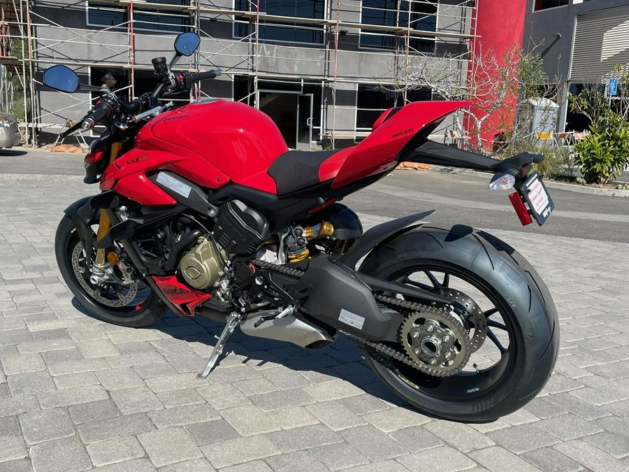 2024 Ducati Streetfighter V4 S Red