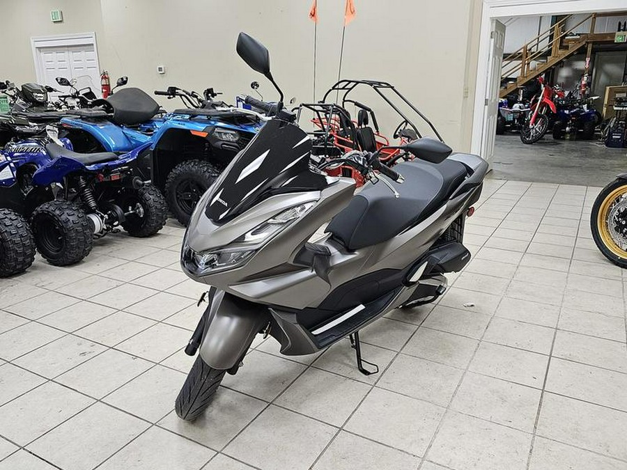 2023 Honda® PCX