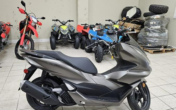 2023 Honda® PCX