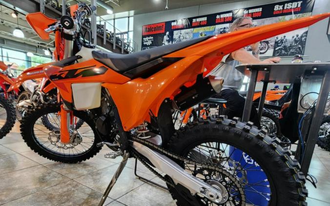 2025 KTM XC 125