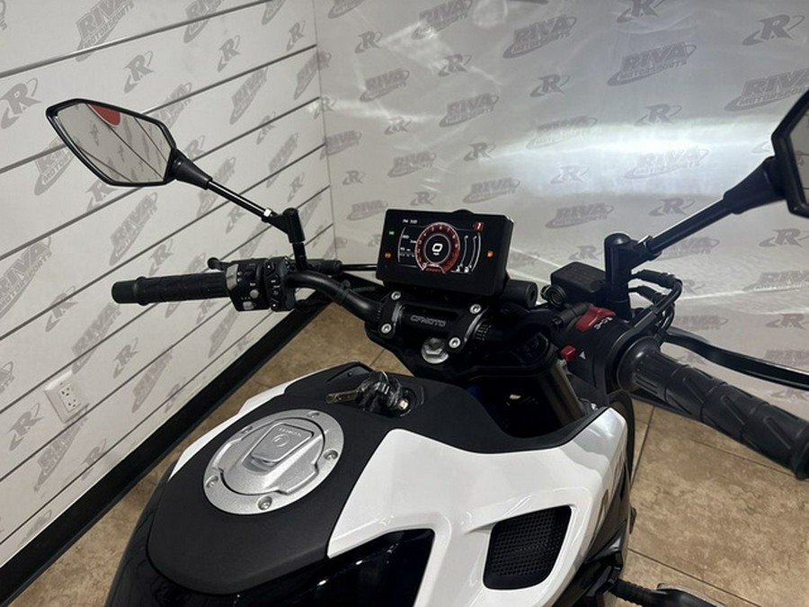 2025 CFMOTO 300NK