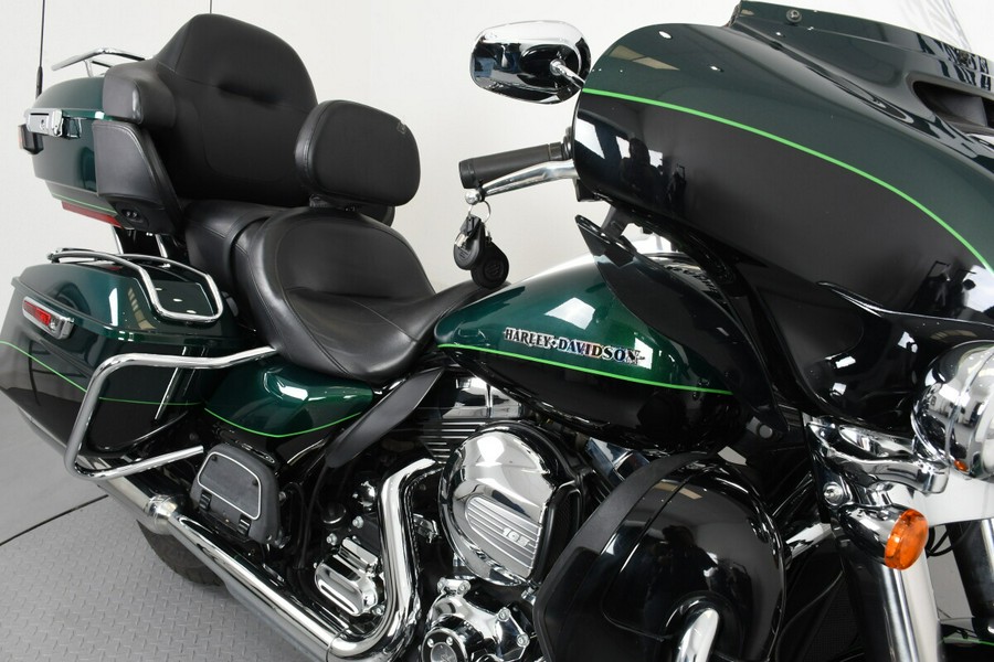 2015 Harley-Davidson® FLHTK Ultra Limited