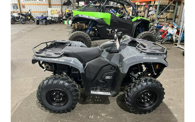 2026 ATV OUTL DPS 700 GY 26 - Can-Am