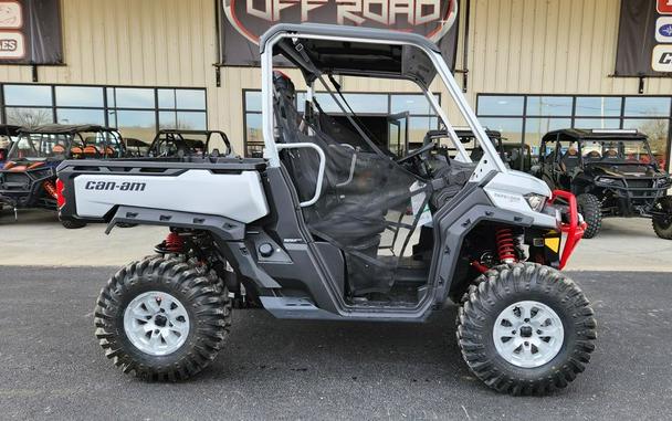 2024 Can-Am® Defender X mr HD10