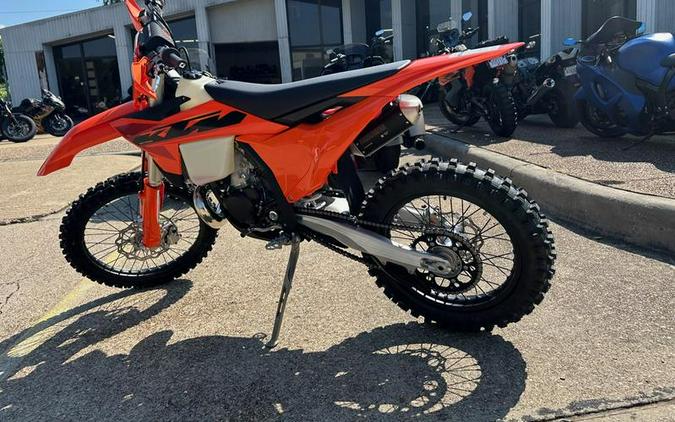 2025 KTM 300 XC