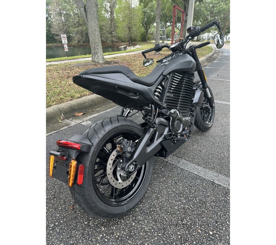 2025 LiveWire Alpinista