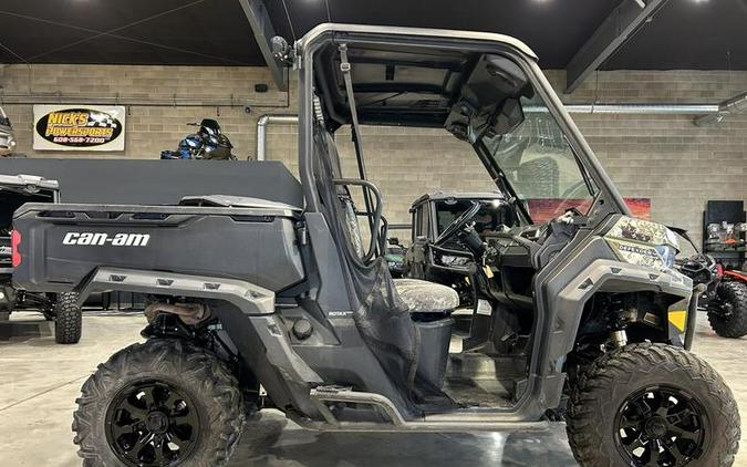 2020 Can-Am® Defender HD8