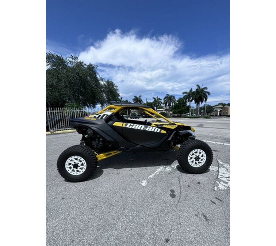 2024 Can-Am Maverick R X RS Carbon Black & Neo Yellow