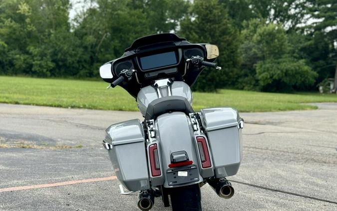 2024 Harley-Davidson Street Glide® Billiard Gray