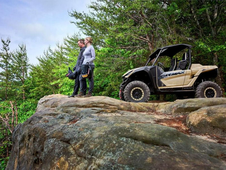 2023 Yamaha Wolverine RMAX2 1000 XT-R