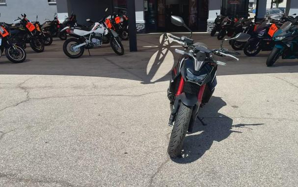 2026 Honda CB750 HORNET E-CLUTCH