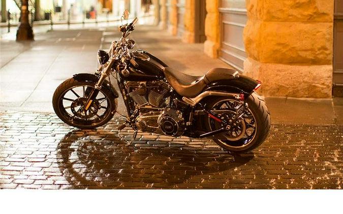 2015 Harley-Davidson Breakout®