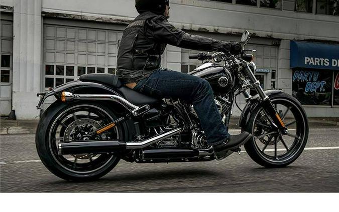 2015 Harley-Davidson Breakout®