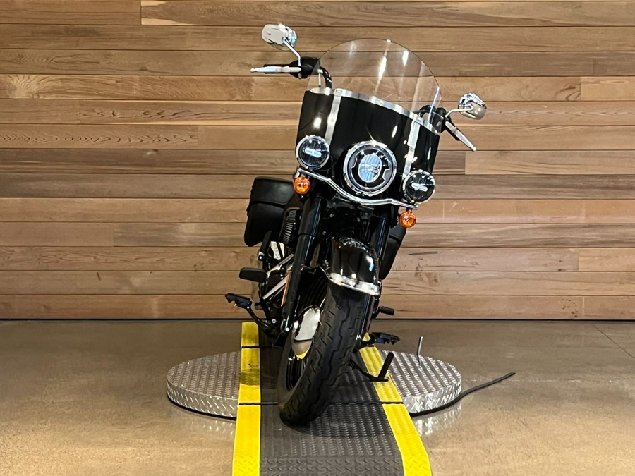 2018 Harley-Davidson Heritage Classic 114