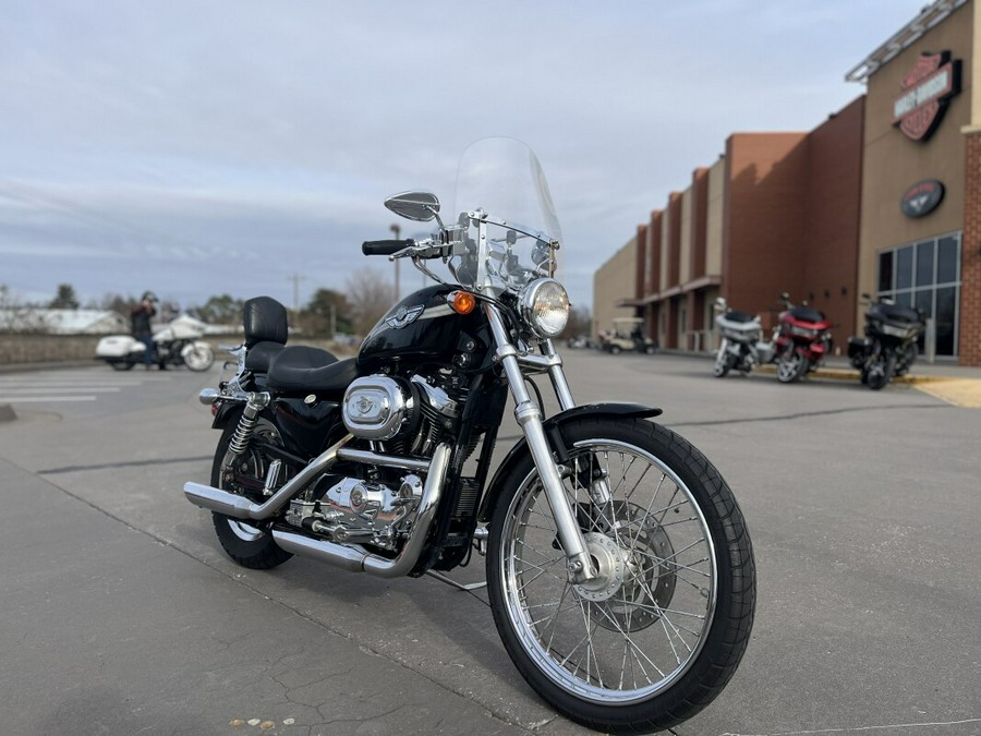 2003 Harley-Davidson® 1200 Custom XL1200C VIVID BLACK