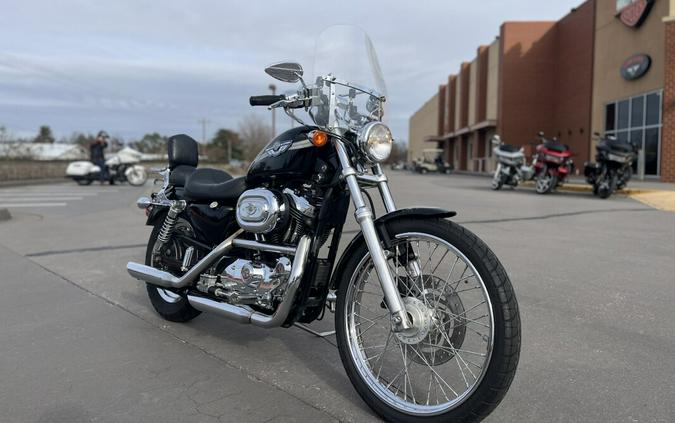 2003 Harley-Davidson® 1200 Custom XL1200C VIVID BLACK
