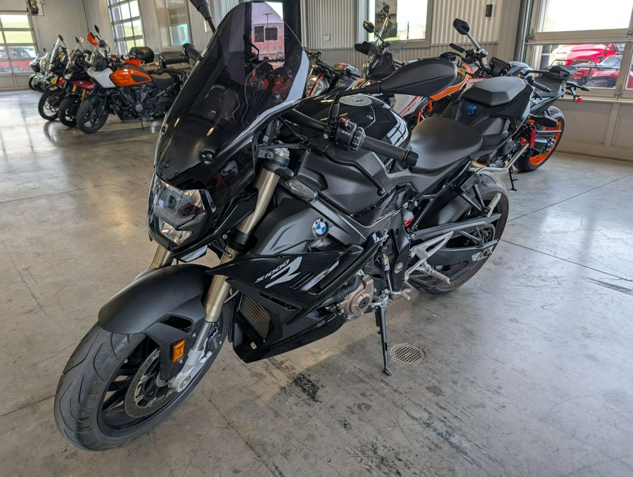2023 BMW S 1000 R