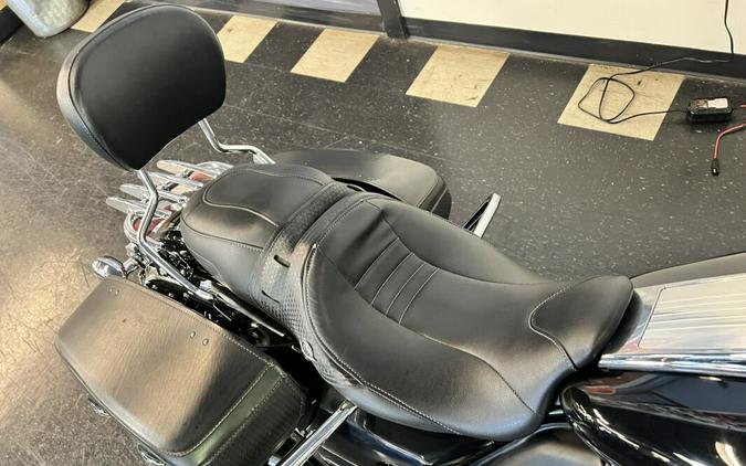 2013 Harley-Davidson® Road King® Classic Vivid Black FLHRC
