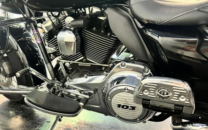 2013 Harley-Davidson® Road King® Classic Vivid Black FLHRC