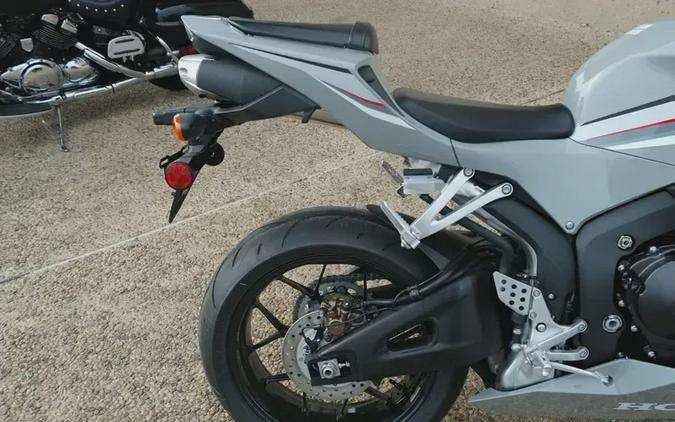 New 2026 HONDA CBR600RR