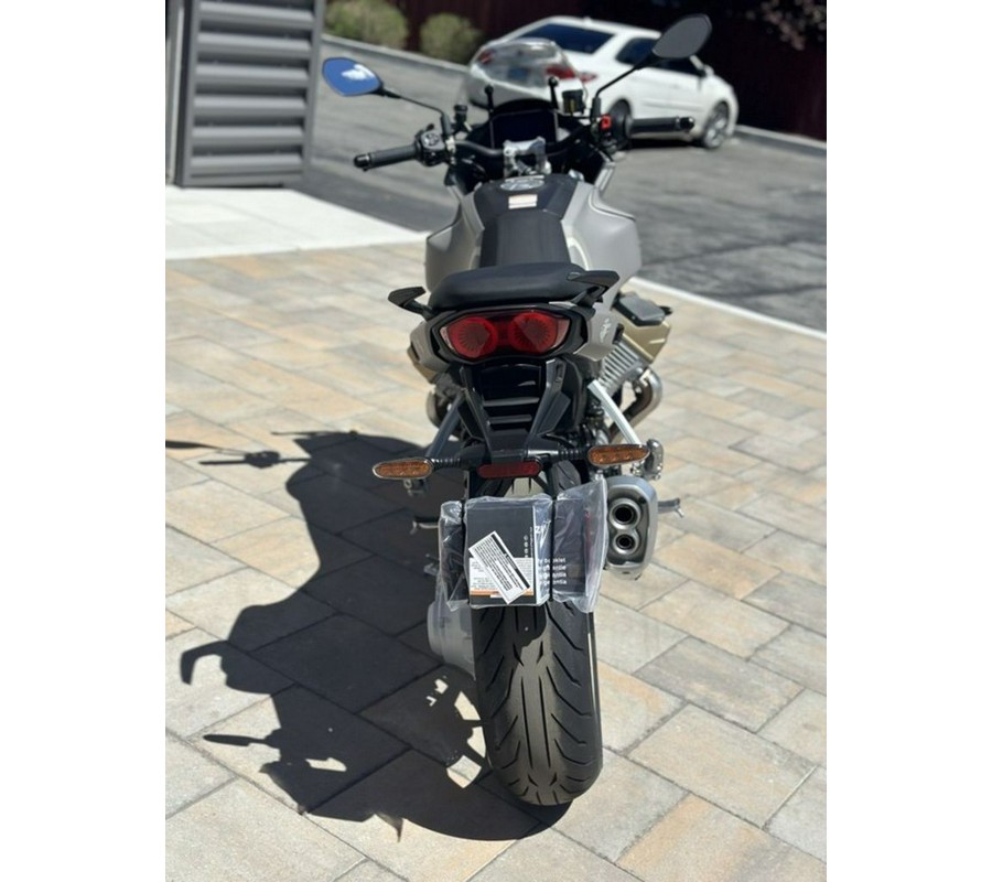 2024 Moto Guzzi V100 Mandello Aviazione Navale