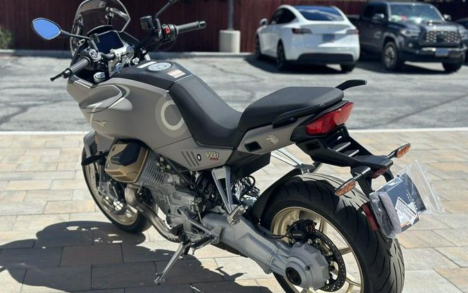 2024 Moto Guzzi V100 Mandello Aviazione Navale