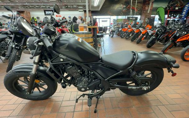 2026 Honda REBEL 300 E-CLUTCH