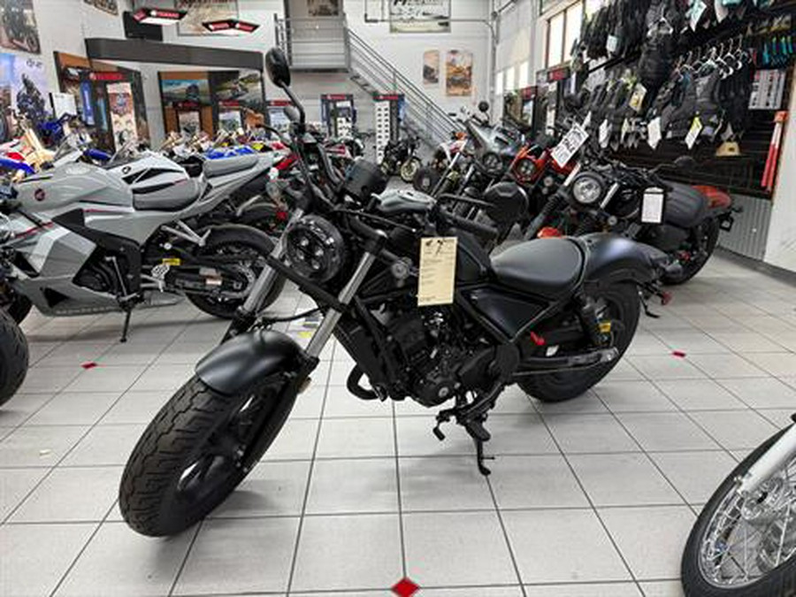 2026 Honda Rebel 300 E-Clutch