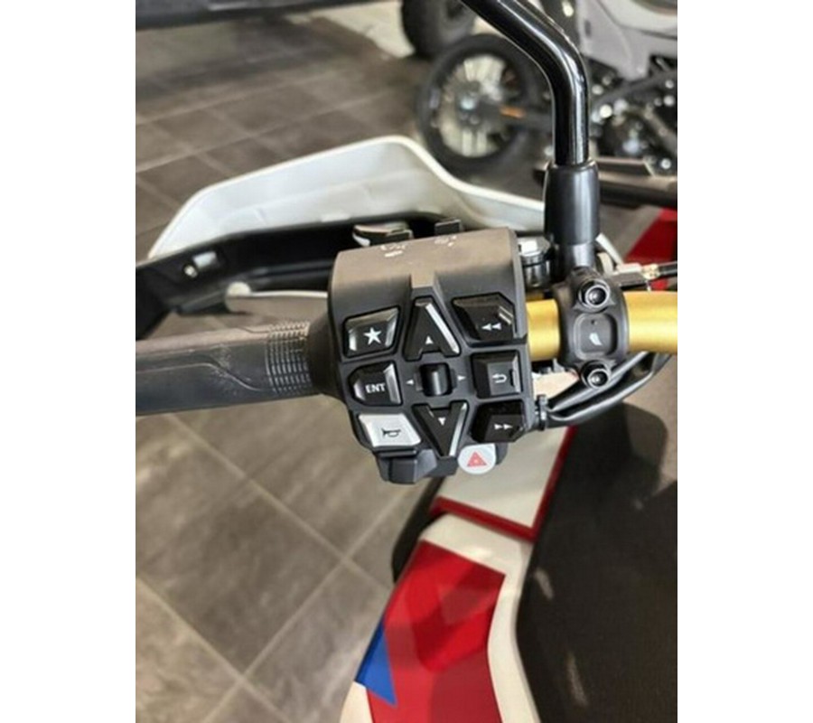 2026 Honda Africa Twin Adventure Sports ES