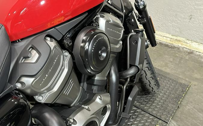 Harley-Davidson Nightster™ 2023 RH975 991887 REDLINE RED