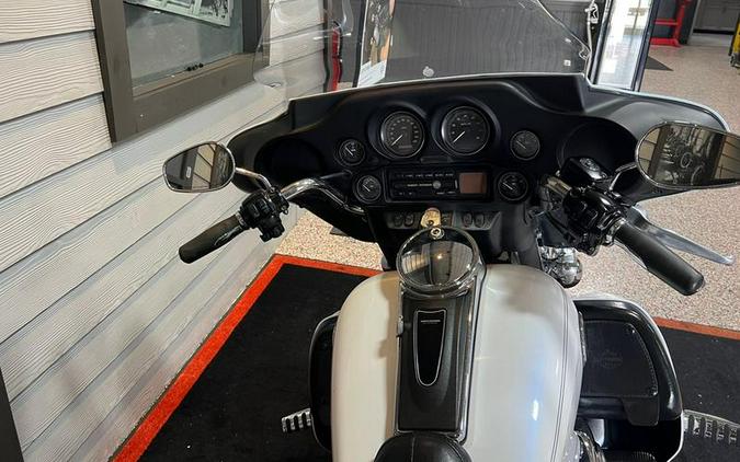 2004 Harley-Davidson® FLHTCUI - Electra Glide® Ultra Classic® Injection