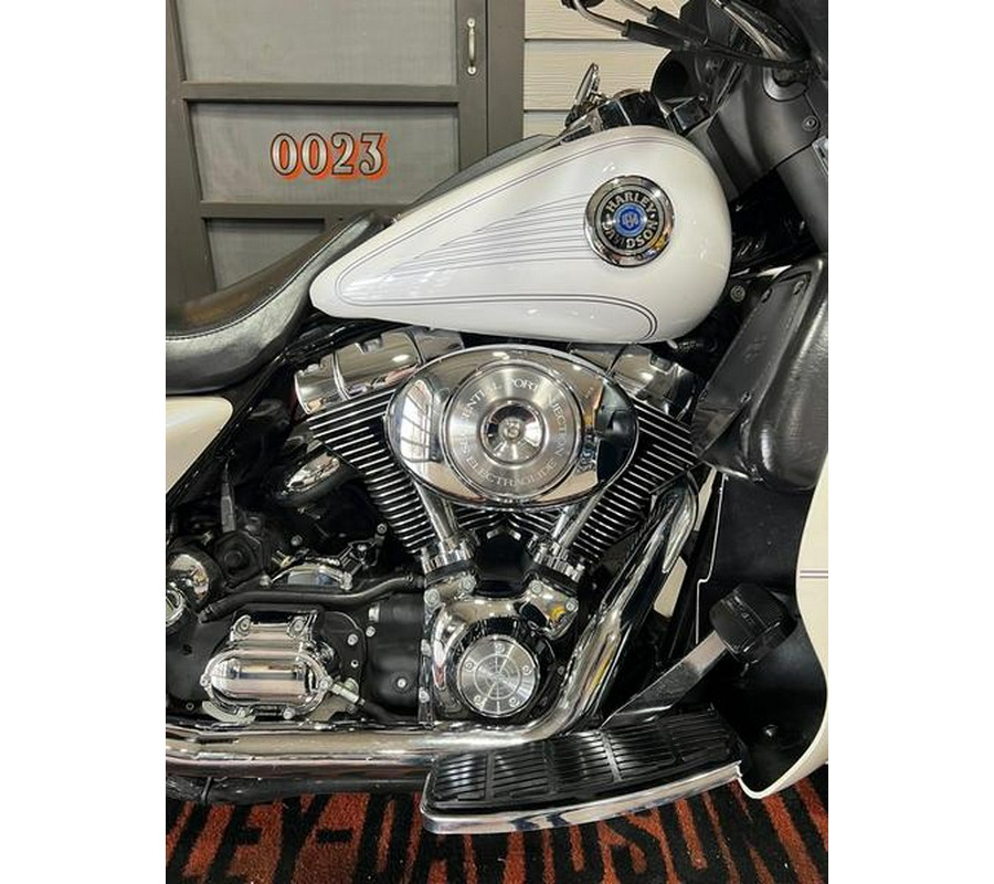 2004 Harley-Davidson® FLHTCUI - Electra Glide® Ultra Classic® Injection