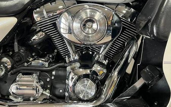 2004 Harley-Davidson® FLHTCUI - Electra Glide® Ultra Classic® Injection