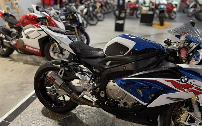 2017 BMW S 1000 RR Dynamic Race Light White/LupinBlueMet/RacingRed