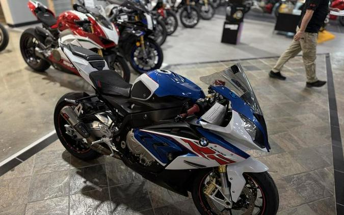 2017 BMW S 1000 RR Dynamic Race Light White/LupinBlueMet/RacingRed