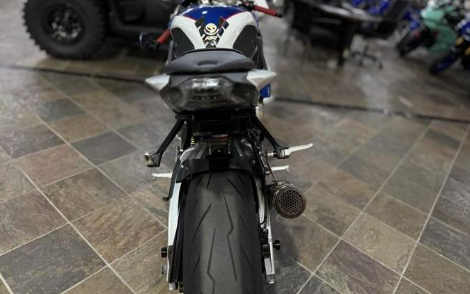 2017 BMW S 1000 RR Dynamic Race Light White/LupinBlueMet/RacingRed