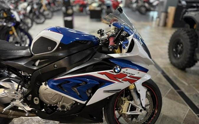 2017 BMW S 1000 RR Dynamic Race Light White/LupinBlueMet/RacingRed